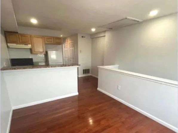 826 Washington Ave, Philadelphia, PA 19147