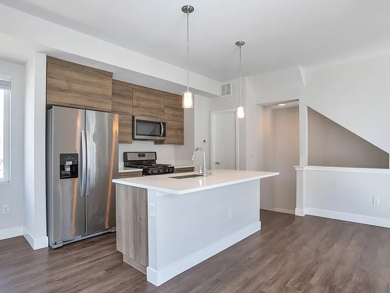 5634 W 10th Pl — Photo 6