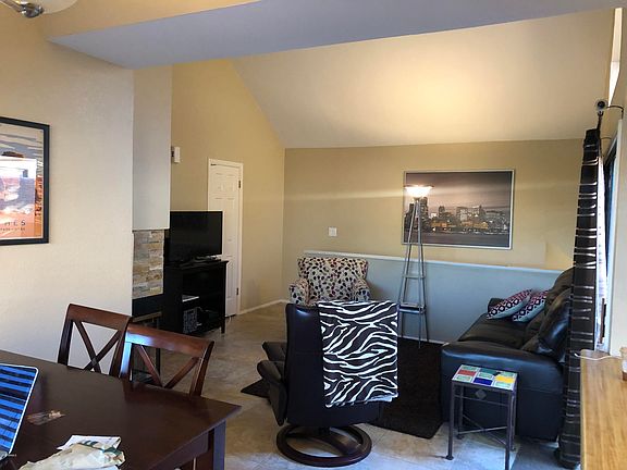 3rd image of 1001 N Pasadena St Unit 198