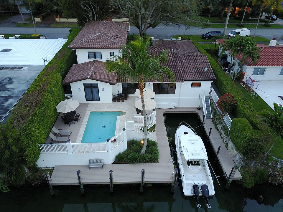 1st image of 1133 S Alhambra Cir