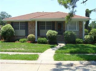 750 Brockenbraugh Ct, Metairie, LA 70005