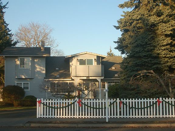 2nd image of 1417 W Stewart