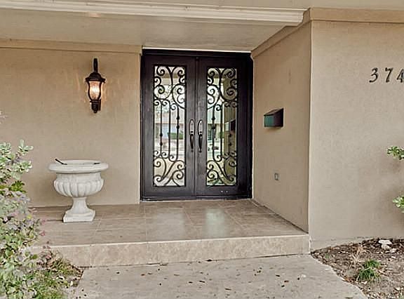 3rd image of 3747 Shady Hill Dr
