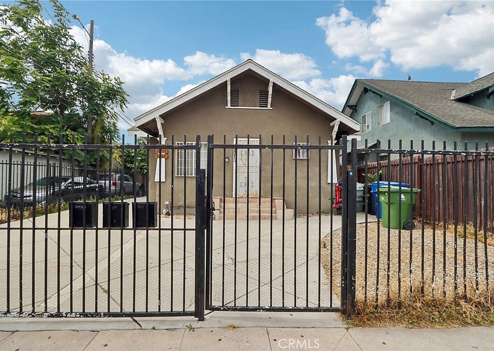 1st image of 1242 E 43rd Pl