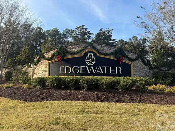 10129 Lakeshore Dr, Lancaster, SC 29720