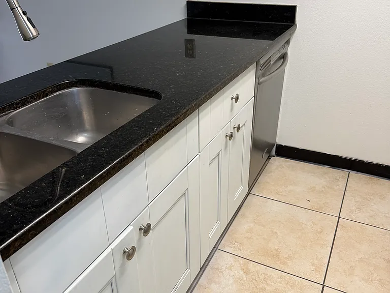 4815 W McElroy Ave #D208 — Photo 9