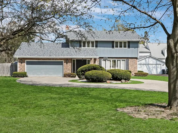 2501 N McAree Rd, Waukegan, IL 60087
