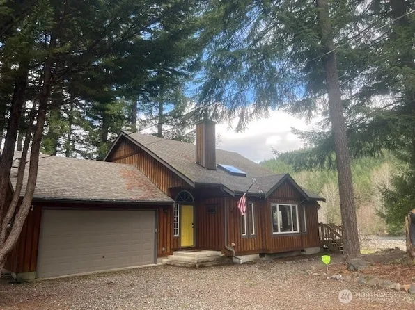 62427 Sorral Way E, Greenwater, WA 98022