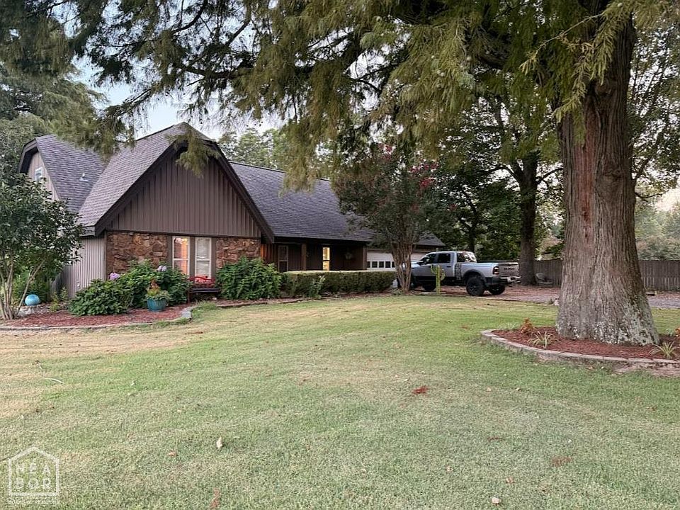 2nd image of 113 Ramblewood Dr