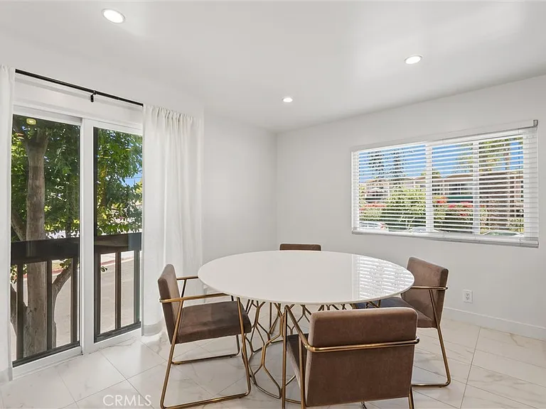 5974 Costello Ave — Photo 4