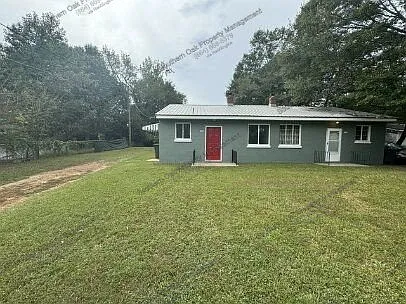 216 Summit St — Photo 1