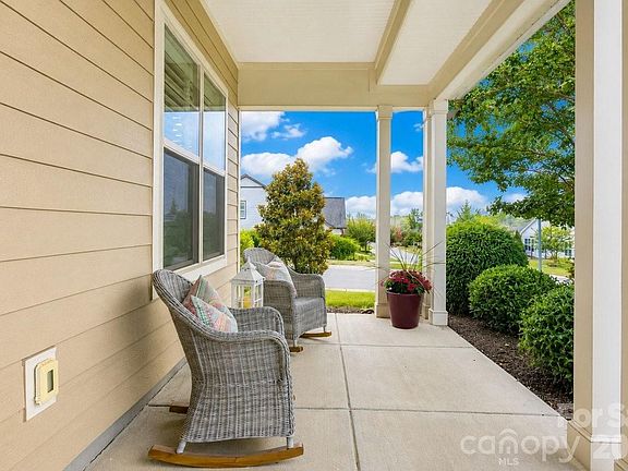 5th image of 261 Stone Mountain Way