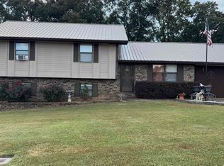 13 Lone Oak Dr, Weaver, AL 36277