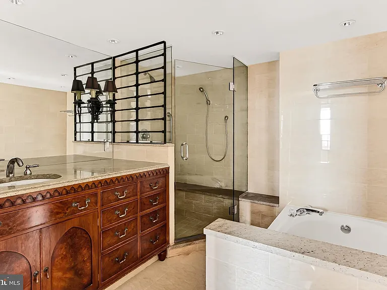 2181 Jamieson Ave #1803 — Photo 52
