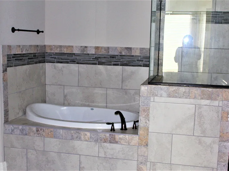 2404 Wills Way Dr — Photo 43