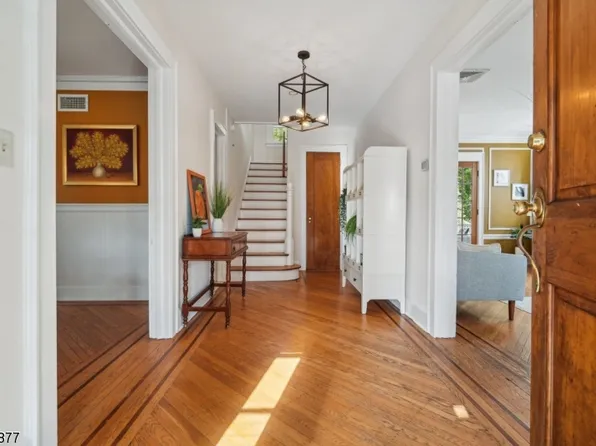 41 Orange Heights Ave, West Orange Twp., NJ 07052