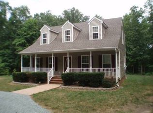 1483 Roundabout Rd, Louisa, VA 23093