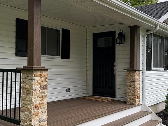 4th image of 2470 White Oak Rd
