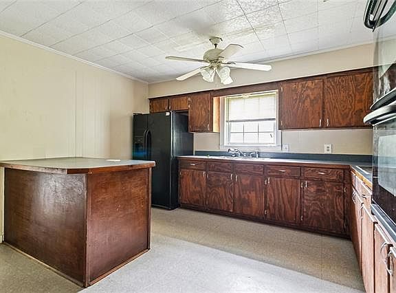 4th image of 23543 Ellis Lee Rd