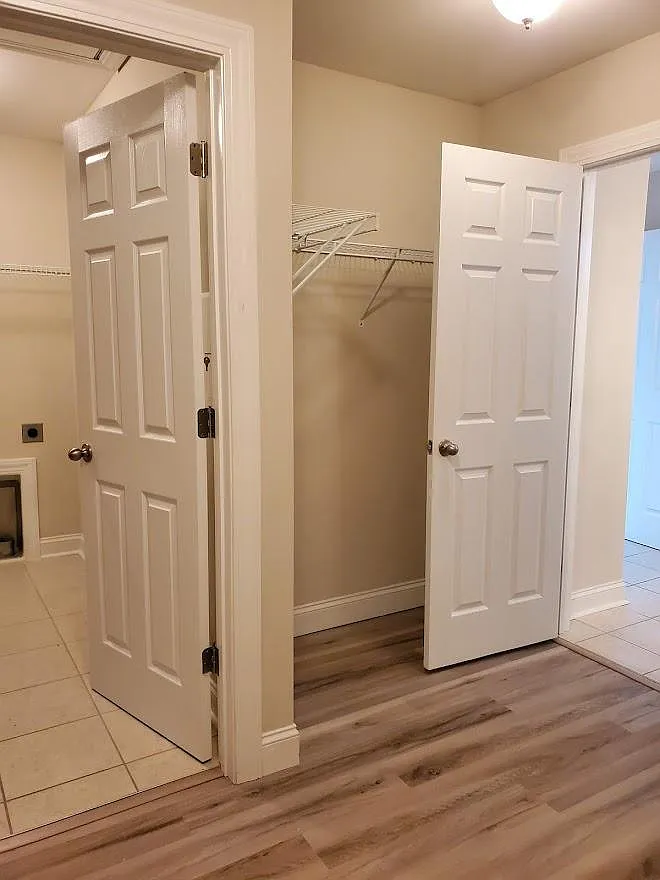 3 bed, 2.5 bath, 1888 sqft, $2,550 — Photo 4