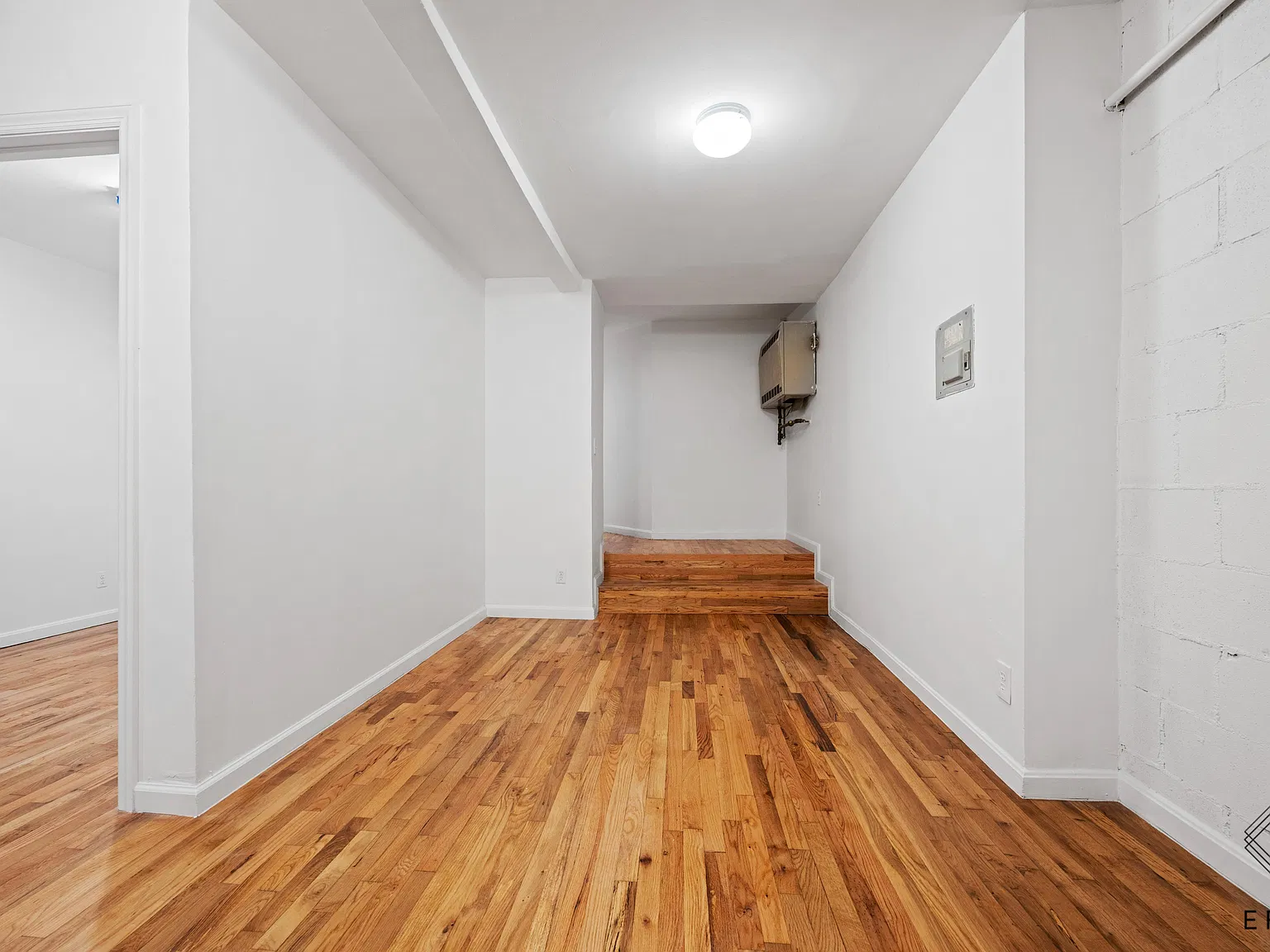 279 South 5th Street — Photo 3