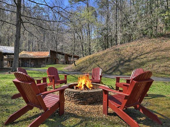 3rd image of 3693 Boardtown Rd