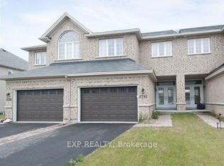 6793 Breanna Cardill St, Ottawa, ON K4P 0C3
