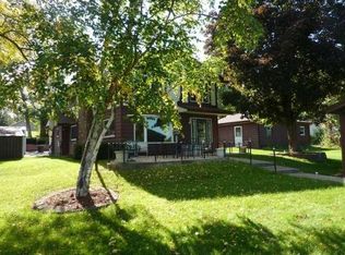 4431 Riverside Rd, Waterford, WI 53185