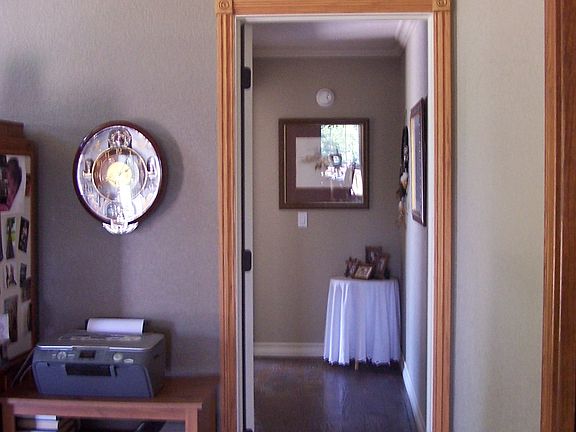 4th image of 5500 E 14th St
