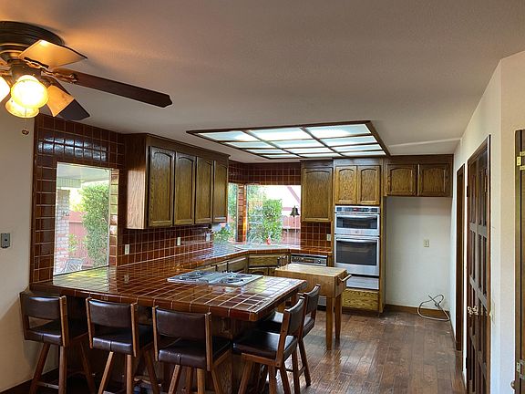 4th image of 112 Hillview Dr