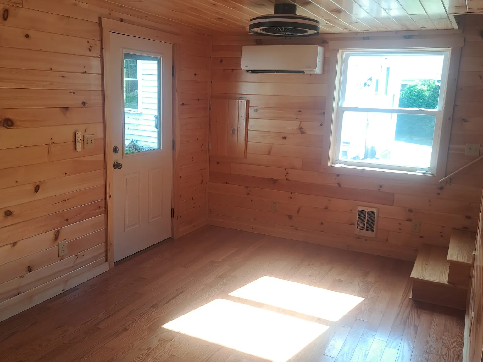 1 bed, 560 sqft, $1,500 — Photo 4