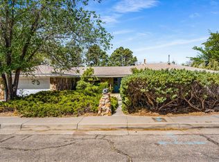 1909 Kriss Pl NE, Albuquerque, NM 87112