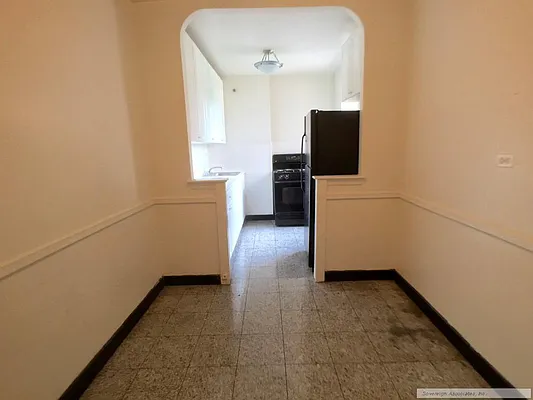 Rented by Sovereign Associates | media 11