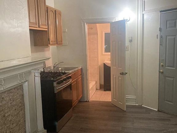 2nd image of 4334 Pine St Floor 1