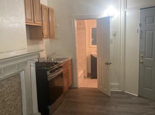4334 Pine St #1F, Philadelphia, PA 19104