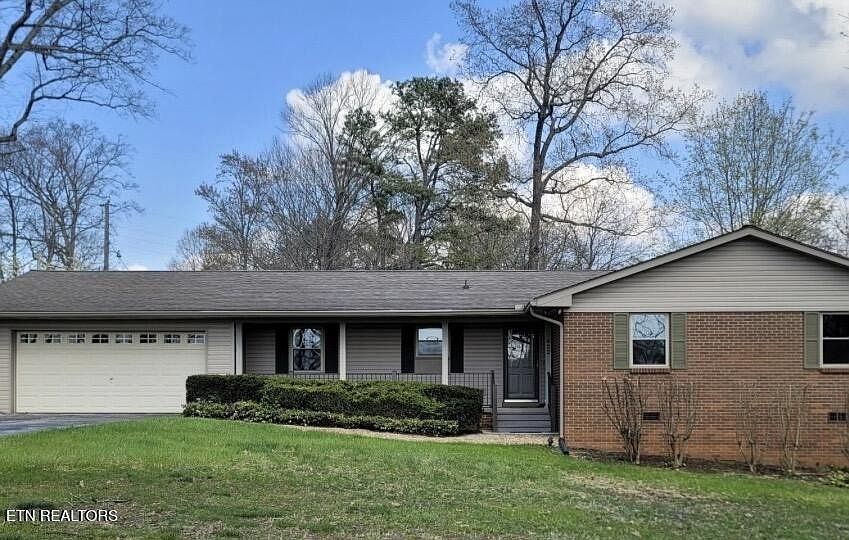 1st image of 422 Sherwood Dr