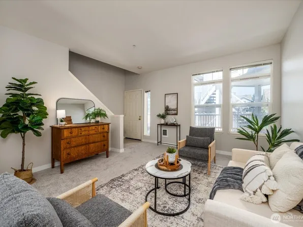 5400 Harbour Pointe Blvd #A204, Mukilteo, WA 98275