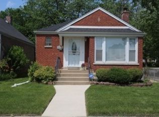 8934 S Dorchester Ave, Chicago, IL 60619