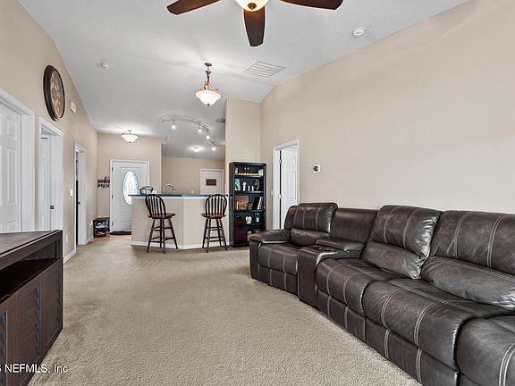 3rd image of 109 VILLAGE Drive