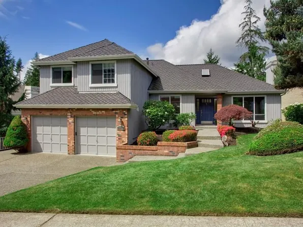 25611 Lake Wilderness Country Club Dr SE #C, Maple Valley, WA 98038