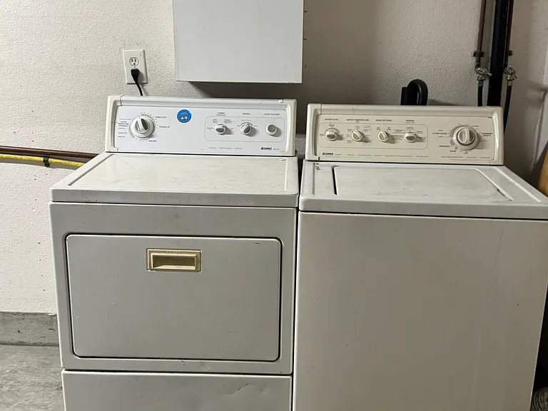 Washer & Dryer
