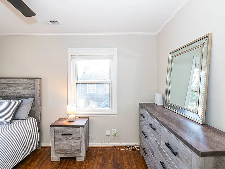 2606 Philip St — Photo 29