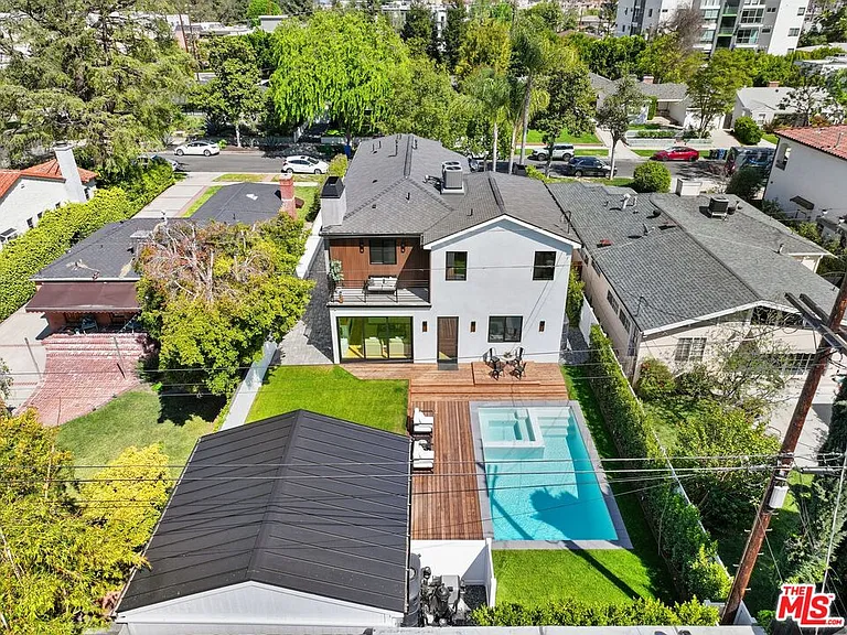 4153 Vantage Ave — Photo 67
