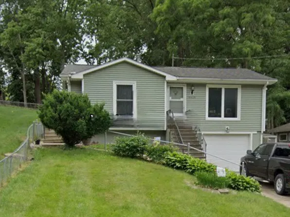 3525 Dubuque Ave, Des Moines, IA 50317