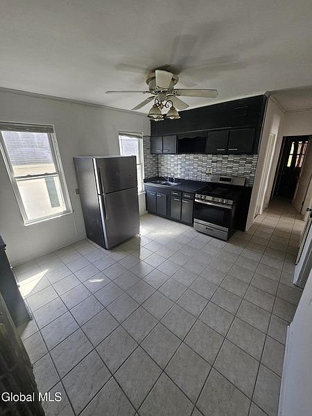 3rd image of 8 Lomasney Avenue