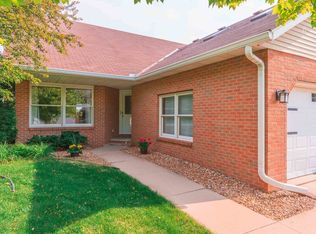 1504A Tamarack Cc Trl, Normal, IL 61761