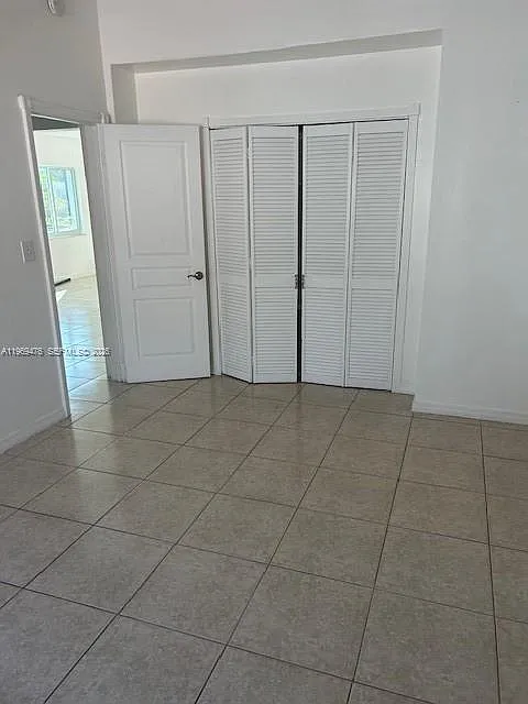 Building Photo - 1795 Calais Dr #1