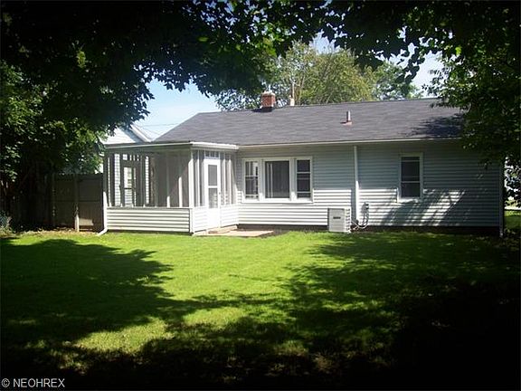 4th image of 354 Lockwood St
