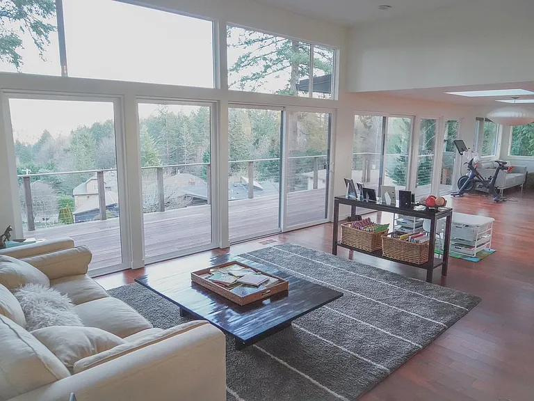 10050 SW 25th Ave — Photo 17