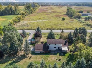 2170 Garfield Rd S, Auburn, MI 48611